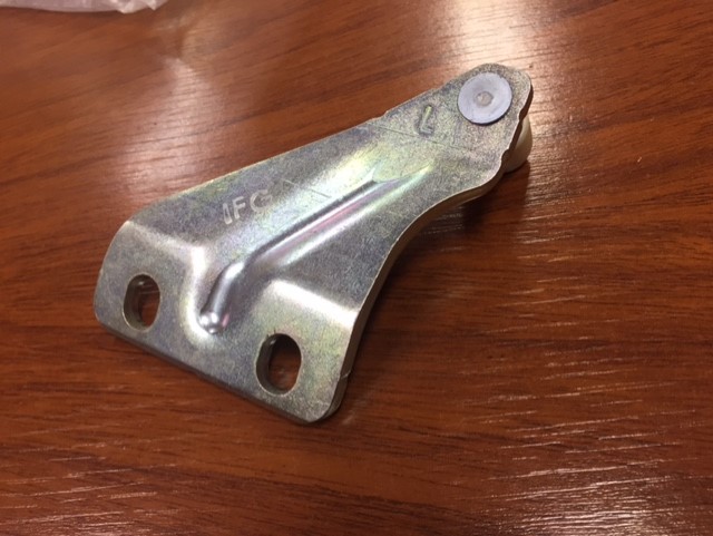 GUIA P/CORREDIZA IZQ DAEWOO-SUZUKI (RDA)